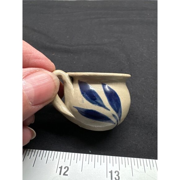 Miniature Williamsburg Pottery Miniture Creamer & Sugar Set With Blue Leaf Desig - Picture 6 of 8